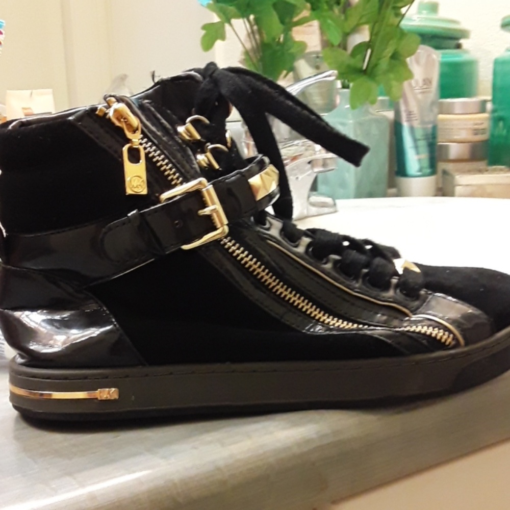 Michael Kors black high top mk